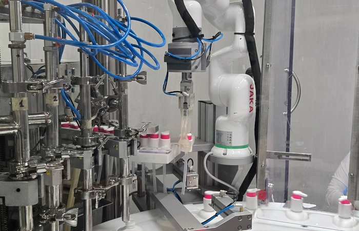 robot-cobot-octagon-1_ats-packaging-group.webp